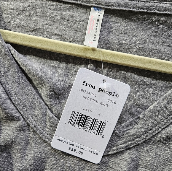 Free People Melrose Graphic Tee Long Sleeve Scoop Neck Crackled Stars S Gray NWT - Picture 5 of 16